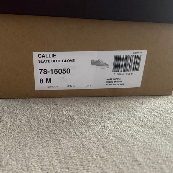 Brand New Johnston & Murphy Women's Callie Lace To Toe sneaker in size 8 - Picture 6 of 6